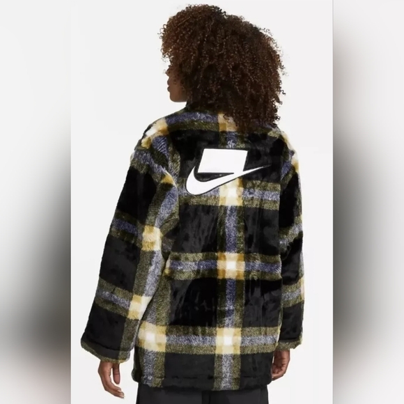 Nike Sportswear Oversized Plaid Faux Fur Jacket Coat Women US XL NEW DD4541-010 - Picture 3 of 11